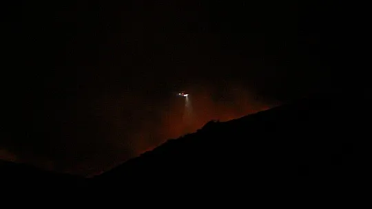 Gece 4 helikopter devreye girdi, Bodrum'da yangın kontrol altına alındı