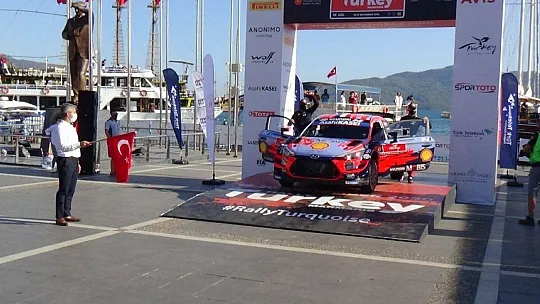 Gençlik ve Spor Bakanı Kasapoğlu Dünya Ralli Şampiyonası'na start verdi