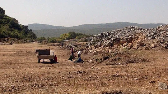 Gizemli Kent 'Thera'da kazılar sürüyor