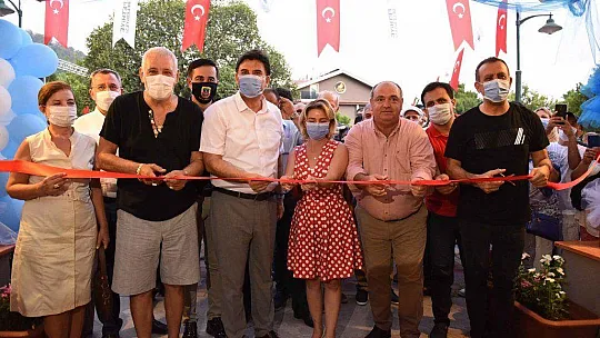 GÖCEK'TE HALUK LEVENT RÜZGARI ESTİ