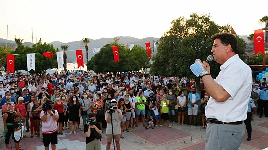 GÖCEK'TE HALUK LEVENT RÜZGARI ESTİ