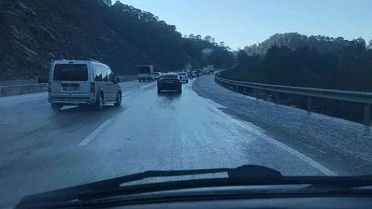 Göcek Tüneli'nde trafik akışı durdu