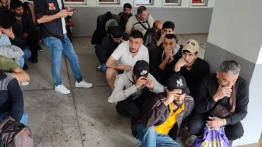 Göçmen kaçakçılarına ağır darbe: 8 tutuklu