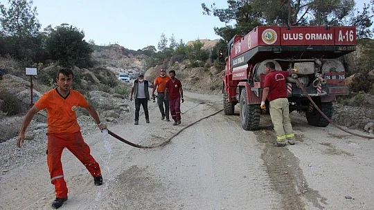 Gökbel Dağları alev alev yanıyor