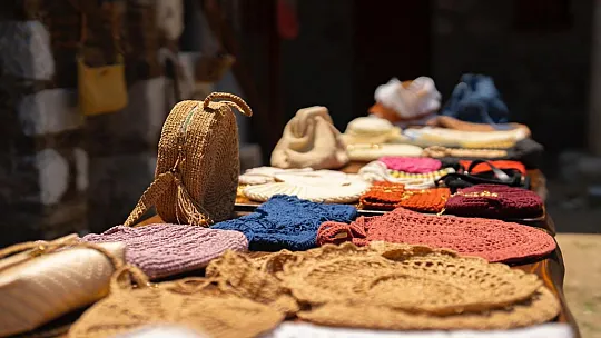 Güçlü Kadınlar, El Emeği Göz Nuru Ürünlerini Sergilediler
