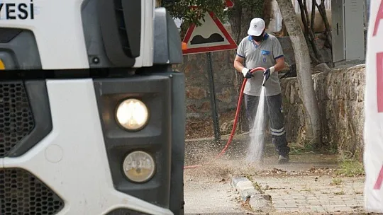 70 personel ile her gün mıntıka temizliği gerçekleşiyor 