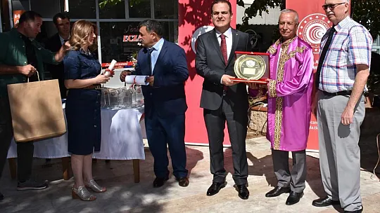 Yılın Ahisine Kaftan