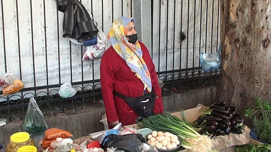 Tek derdi çocuğunun okul masrafı