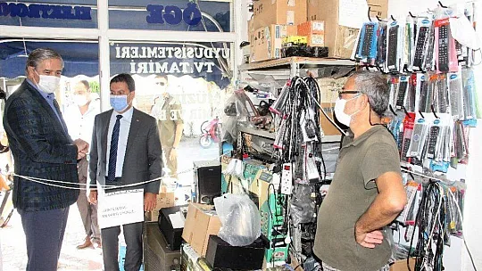 Haritaya bakan Bodrum'a geliyor