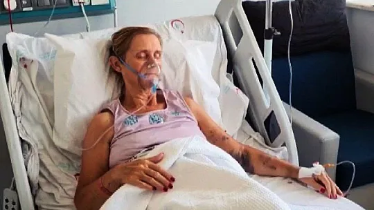 Hastalanan İngiliz vatandaşının kızı ve damadı: 'İngiliz sigorta şirketi ve konsolosluk bizi yüz üstü bıraktı'