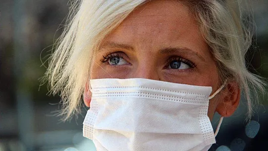 Hastalanan İngiliz vatandaşının kızı ve damadı: 'İngiliz sigorta şirketi ve konsolosluk bizi yüz üstü bıraktı'