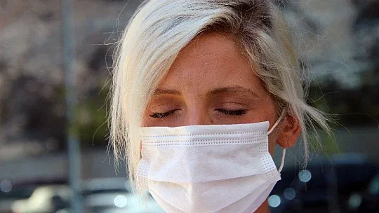 Hastalanan İngiliz vatandaşının kızı ve damadı: 'İngiliz sigorta şirketi ve konsolosluk bizi yüz üstü bıraktı'