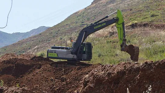 Hatıra Ormanı'nda dikilen fidanlar, toprağın altında kaldı