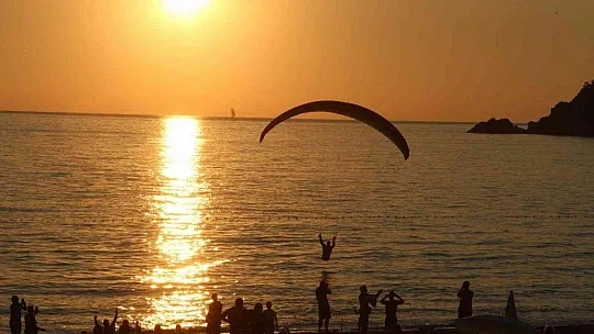 Hava Oyunları Festivali'nde nefes kesen gösteriler