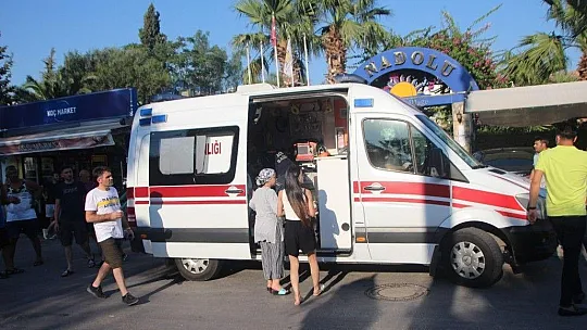 Havuzda boğulma tehlikesi geçiren çocuk kurtarıldı