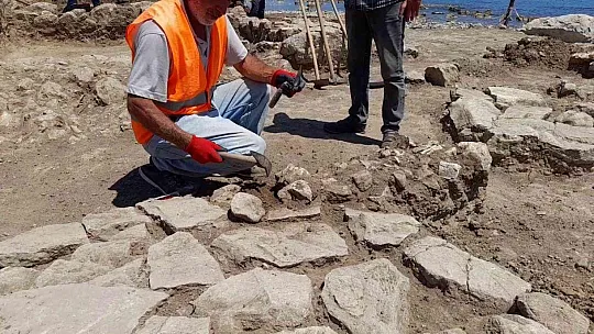 Helenistik dönemden kalma denize sıfır ticaret merkezi gün yüzüne çıkıyor
