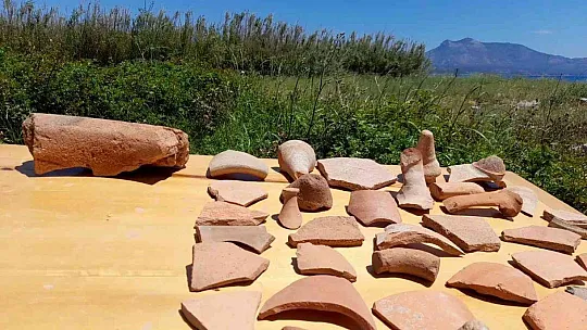 Helenistik dönemden kalma denize sıfır ticaret merkezi gün yüzüne çıkıyor