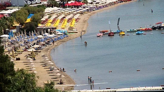 Herkese yasak turistte serbest