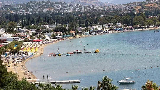 Herkese yasak turistte serbest