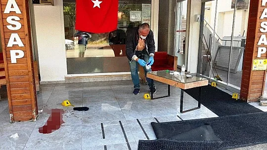 Herkesin gözü önde kurşun yağmuruna tuttu