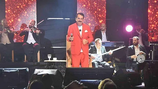 İBRAHİM TATLISES, HAYRANLARINA UNUTULMAZ BİR GECE YAŞATTI