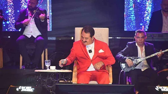 İBRAHİM TATLISES, HAYRANLARINA UNUTULMAZ BİR GECE YAŞATTI