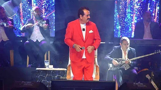 İBRAHİM TATLISES, HAYRANLARINA UNUTULMAZ BİR GECE YAŞATTI