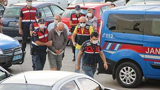 İki kişinin ölümünden sorumlu kaçak alkol satan üç şüpheli yakalandı
