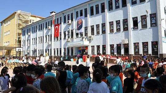 İlköğretim Haftası Milas'ta Kutlandı
