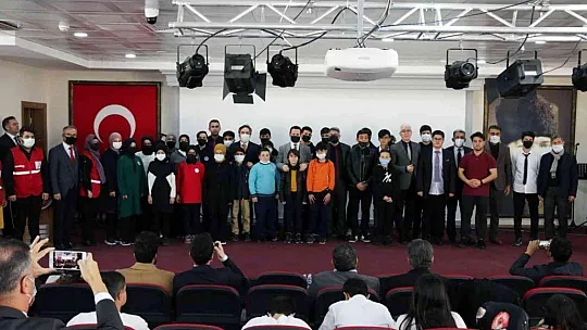 İmam Hatip meslek yarışma ödülleri verildi