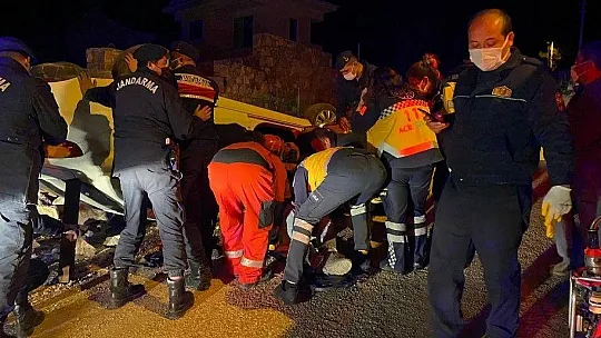 Fethiye'de takla atan otomobilin sürücüsü yaralandı