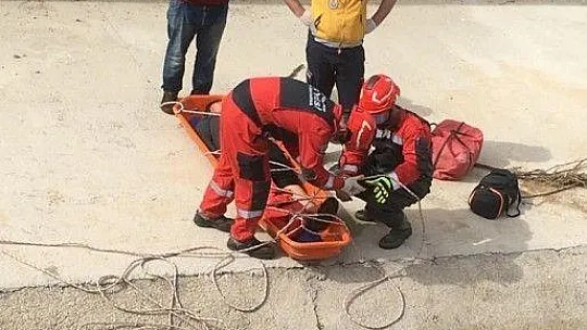 Kanala düşen çocuğu itfaiye kurtardı