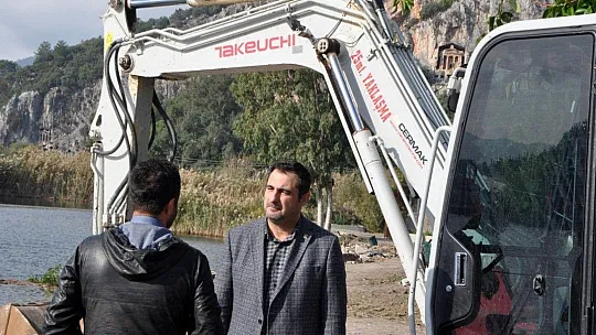 Tezcan 'Dalyan kanalı katlediliyor'