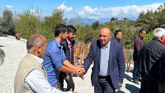 Yakup Otgöz, Seydikemerli vatandaşlarla bayramlaştı
