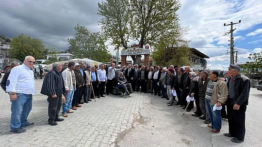 CHP'li vekiller Seydikemer'de vatandaşlarla buluştu