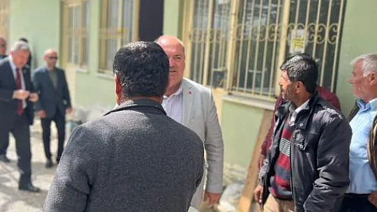 CHP'li vekiller Seydikemer'de vatandaşlarla buluştu