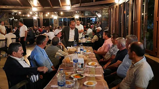 Başkan Akdenizli, Teşkilat Yemeğine Katıldı