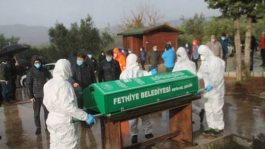 Fethiye'nin sevilen siması son yolculuğuna uğurlandı