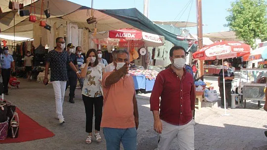 Fethiye'de maske ve sosyal mesafe denetimi