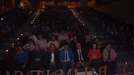 'Yapay Zeka ve Yapay Arı Kolonisi'