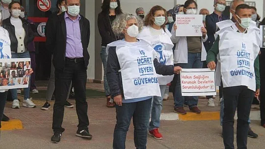 Sağlık Çalışanları Fethiye'de de Seslerini Yükseltti