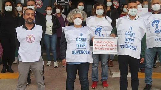 Sağlık Çalışanları Fethiye'de de Seslerini Yükseltti