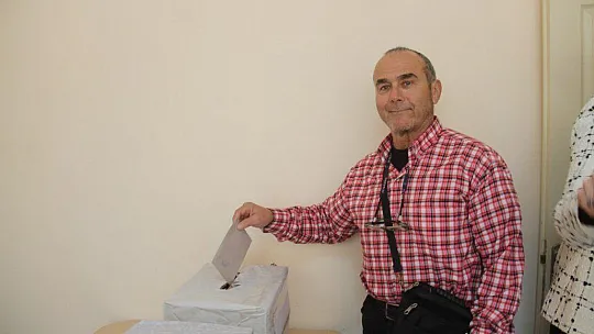 Ak Parti İlçe başkan aday adayları için temayül yapıldı