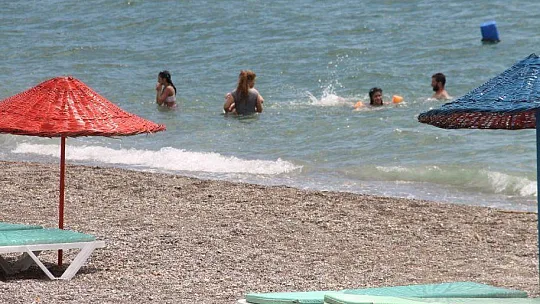 ÇALIŞ PLAJI'NDA SOSYAL MESAFELİ DÜZENLEME