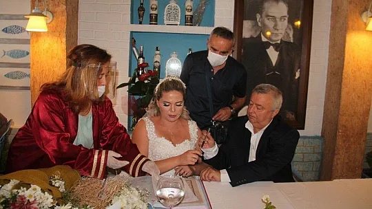 29 ülkeden 151 yabancı Fethiye'de evlendi