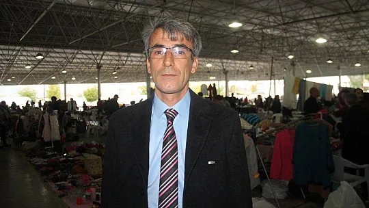 Her hafta kurulan pazara yoğun ilgi