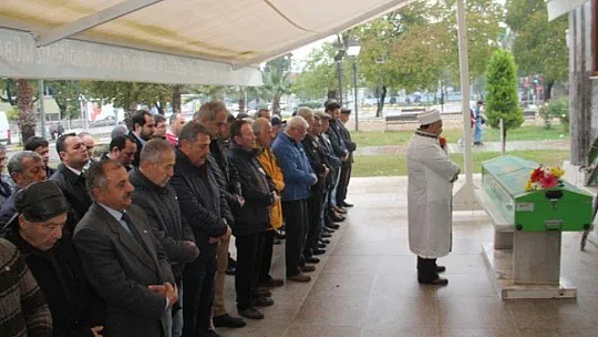 Eski bakanın acı günü