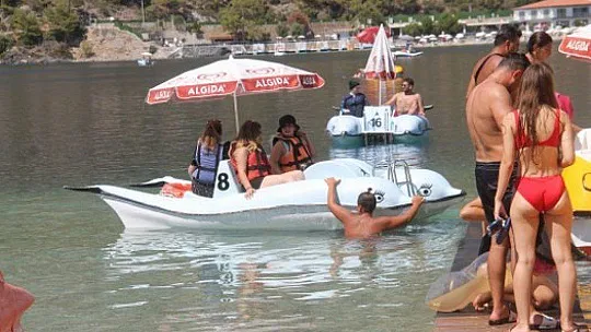 MUÇEV'E TEŞEKKÜR ETTİLER