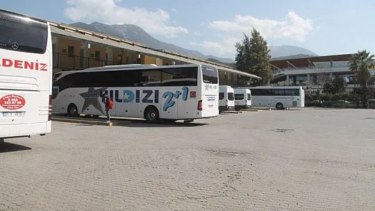 Otobüsler tam kapasite çalışmaya başladı
