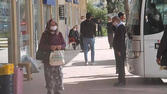Otobüsler tam kapasite çalışmaya başladı